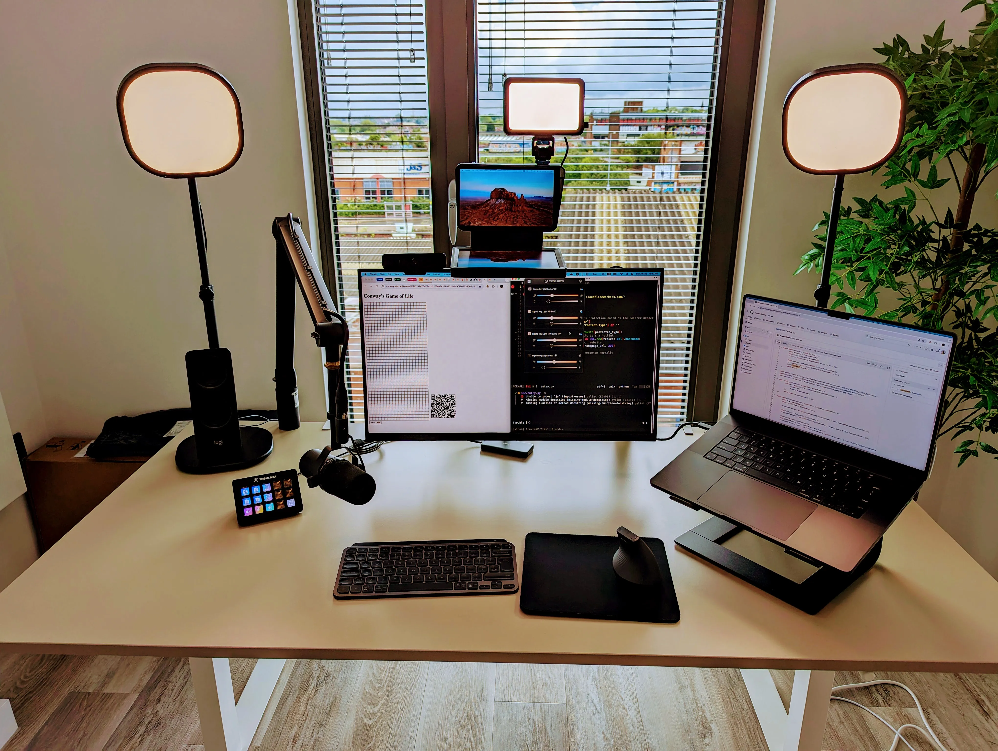 desk ultra